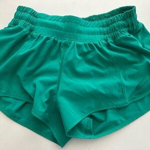Lululemon hotty hot shorts